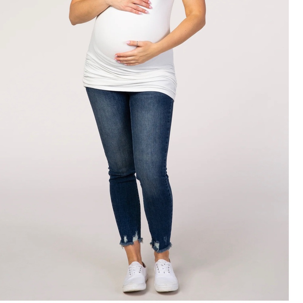 PinkBlush Blue Distressed Cropped Maternity Jeans size 25